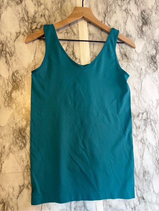 Yelete Tops - Yelete Plus size Teal V-Neck Tank Top NEW WITH TAG.